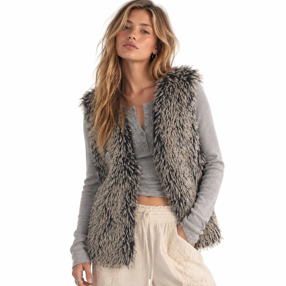 Shaggy Faux Fur Vest XL Boho Indie Sleaze Y2K Festival Layering Cozy Black Cream